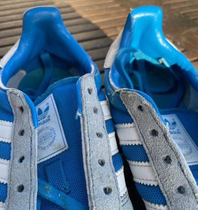 Adidas Sneakers