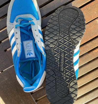 Adidas Sneakers