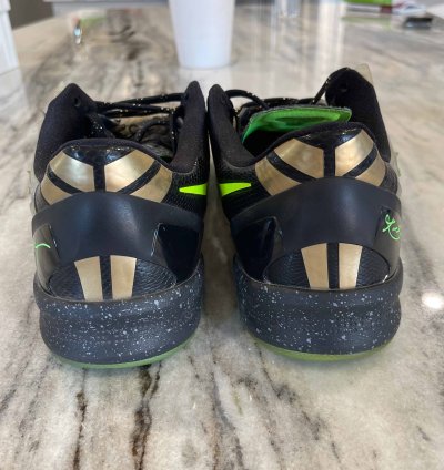 Kobe 8 Ss Christmas