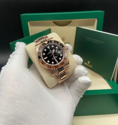 Rolex Gmt-master Ii 18k Rose Gold Rootbeer 126715chnr