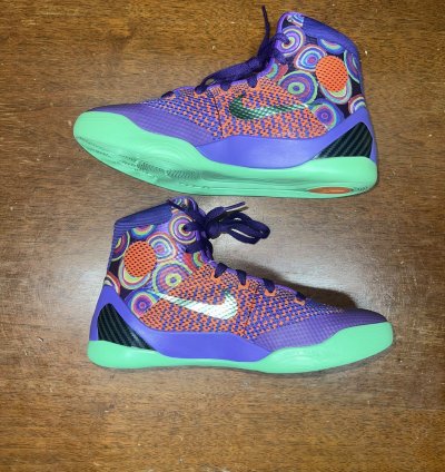 Kobe 9 Elite Gs Purple Venom Size 6 5y