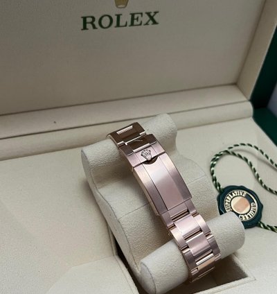 Rolex Gmt-master Ii 2021 Rose Gold Gmt-master Ii Root Beer Unworn 126715chnr Box And Papers