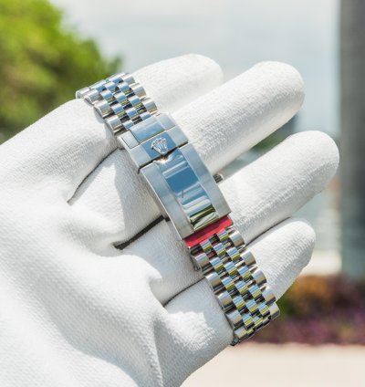Rolex Gmt-master Ii 2023 - Pepsi On Jubilee Bracelet