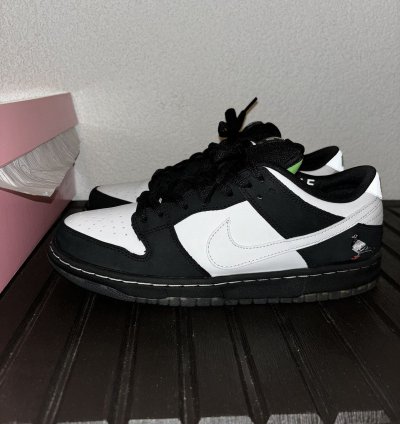 Nike Sb Dunk Low Staple Panda Pigeon