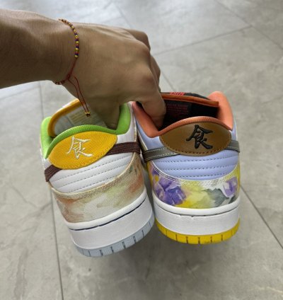Nike Sb Dunk Low Street Hawker