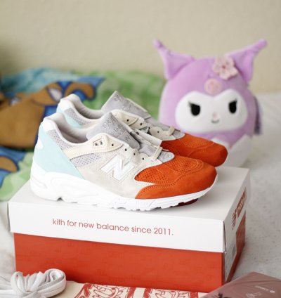 New Balance 990v3 Daytona Kith 990v2 Kith Cyclades