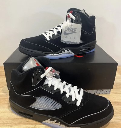 Air Jordan 5 Retro Og Black Metallic Reimagined