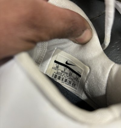 Kobe Big Stage Sneakers