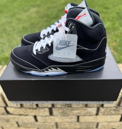Air Jordan 5 Retro Og Black Metallic Reimagined