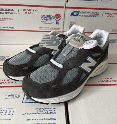 New Balance 990v3 Miusa Kith Steel Blue