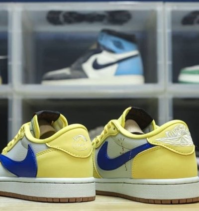 Air Jordan 1 Retro Low Og Sp Travis Scott Canary