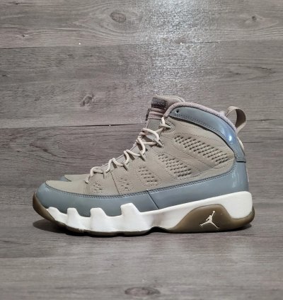 Air Jordan 9 Retro Cool Grey