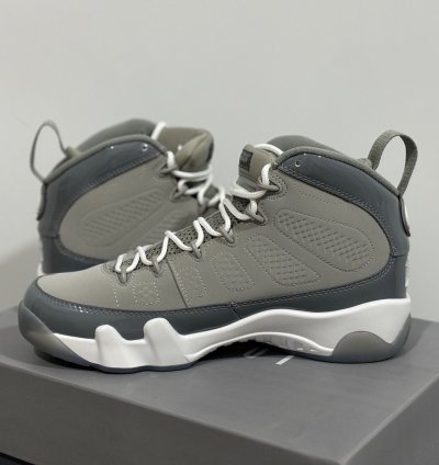 Air Jordan 9 Retro Cool Grey