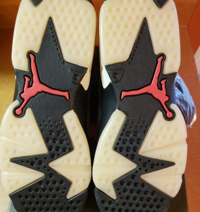 Jordan 6 Retro Travis Scott