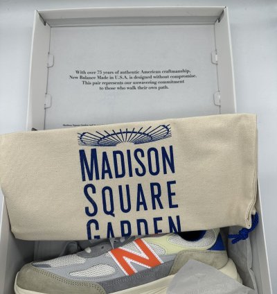 New Balance 990v6 Madison Square Garden