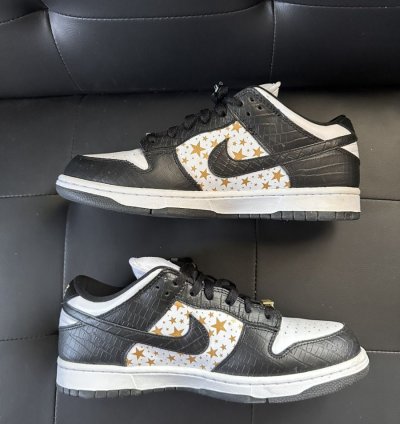 Nike Supreme Dunk Low