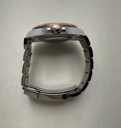 Rolex Gmt-master Ii Bicolor Root Beer Gold Steel 126711chnr