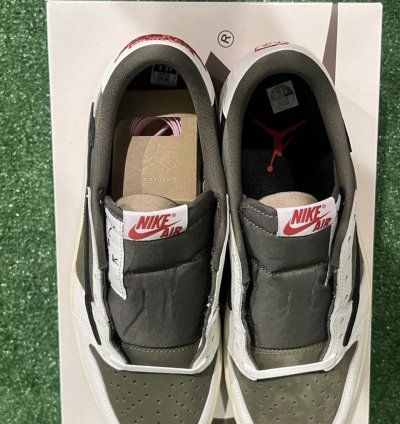 Nike Travis Scott Jordan 1 Low Medium Olive
