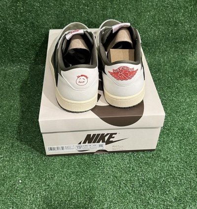 Nike Travis Scott Jordan 1 Low Medium Olive
