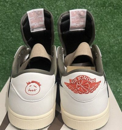 Nike Travis Scott Jordan 1 Low Medium Olive