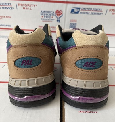 New Balance 991 Miuk Palace