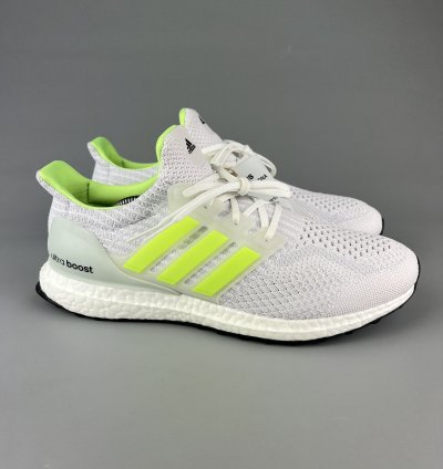 Adidas Ultraboost 5 0 Dna Glow In Dark Us10