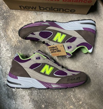 New Balance 991 Stray Rats