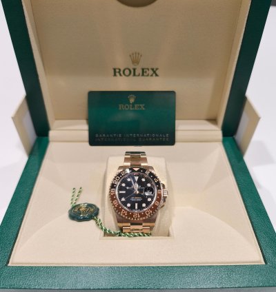 Rolex Gmt-master Ii Full Set box And Paper Never Worn Stickers 2022