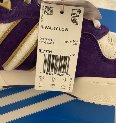 Adidas University Of Washington Rivalry Low Shoes Sz13 Nwt
