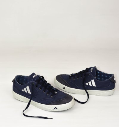 Adidas Vintage 90s Logo 1996 Low Top Canvas Sneakers