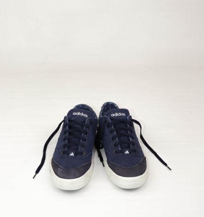 Adidas Vintage 90s Logo 1996 Low Top Canvas Sneakers