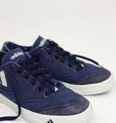 Adidas Vintage 90s Logo 1996 Low Top Canvas Sneakers