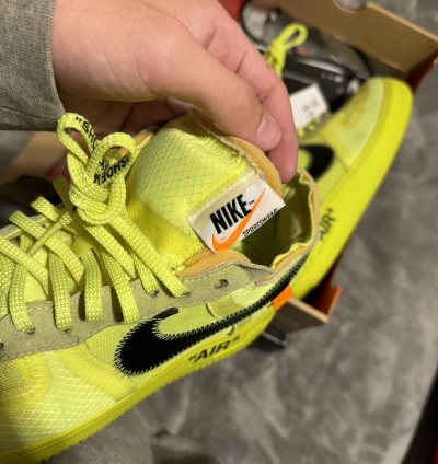 Off White