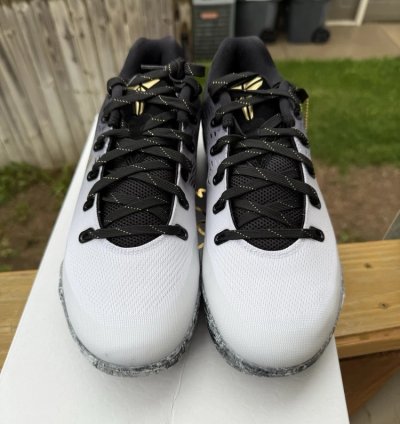 Nike Kobe 9 Em Low Protro Mambacita