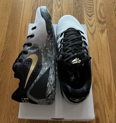 Nike Kobe 9 Em Low Protro Mambacita