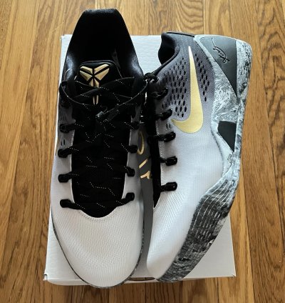 Nike Kobe 9 Em Low Protro Mambacita