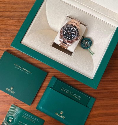 Rolex Gmt-master Ii In Rose Gold With Black Brown Bezel 126715