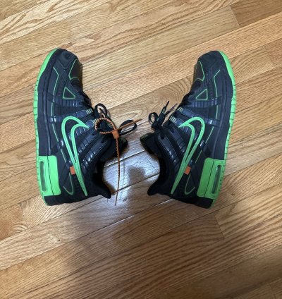 Off White Green Strike Dunks