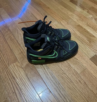 Off White Green Strike Dunks