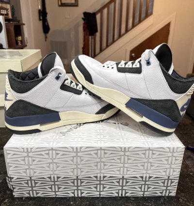Air Jordan 3 Retro Og Sp A Ma Maniére Diffused Blue