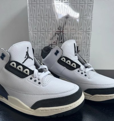 Air Jordan 3 Retro Og Sp A Ma Maniére Diffused Blue