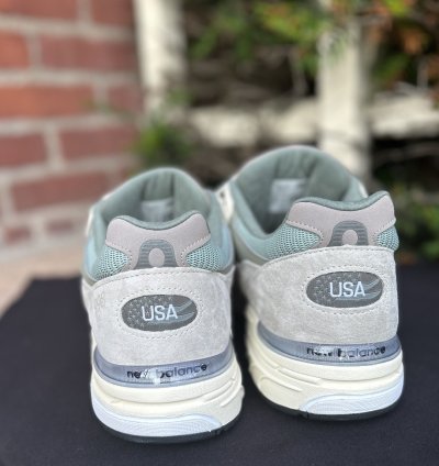 New Balance 993 Usa Kith Spring 101 Peyote