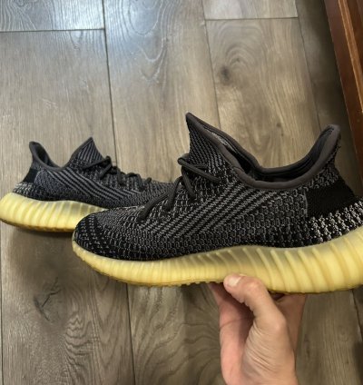 Adidas Yeezy 350 V2 Carbon