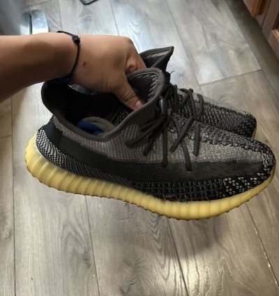 Adidas Yeezy 350 V2 Carbon