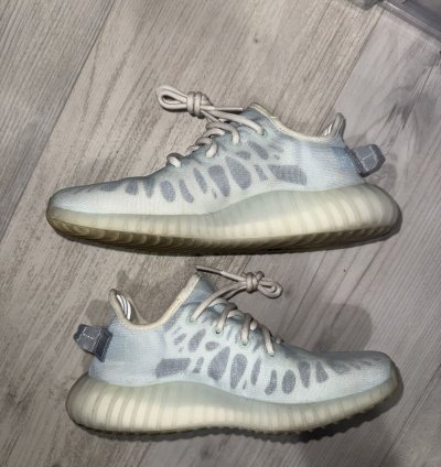 Adidas Yeezy 350 V2 Mono Ice