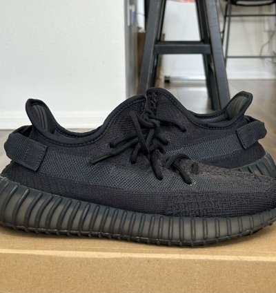 Adidas Yeezy 350 V2 Onyx