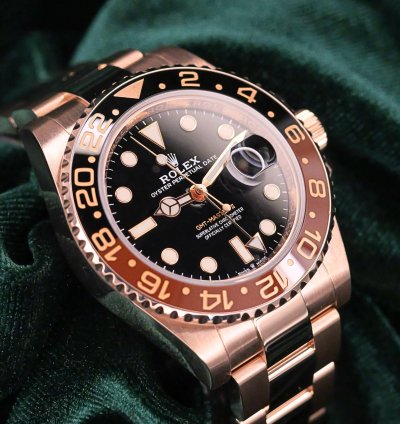Rolex Gmt-master Ii Mint Complete Set Gmt-master Ii Root Beer Black Dial Black Brown 18k Rose Gold 126715chnr