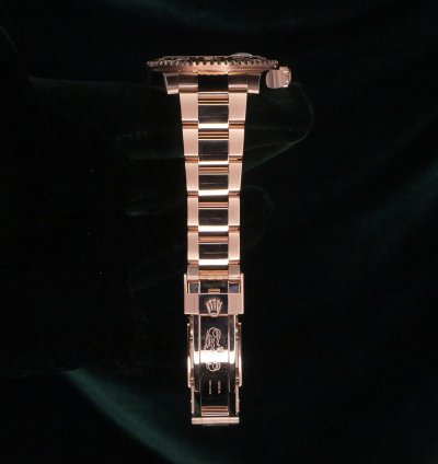 Rolex Gmt-master Ii Mint Complete Set Gmt-master Ii Root Beer Black Dial Black Brown 18k Rose Gold 126715chnr