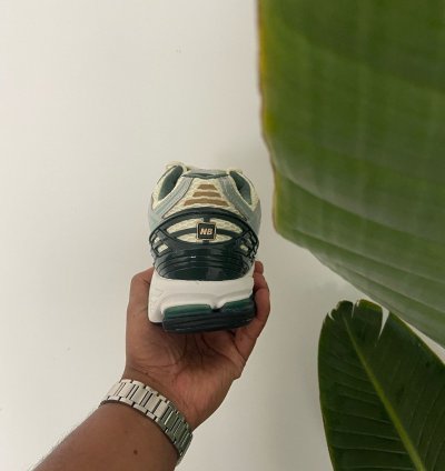 New Balance Aim Leon Dore 1906r