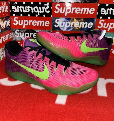 Nike Kobe 11 Em Low Mambacurial 836183-635 Size 12